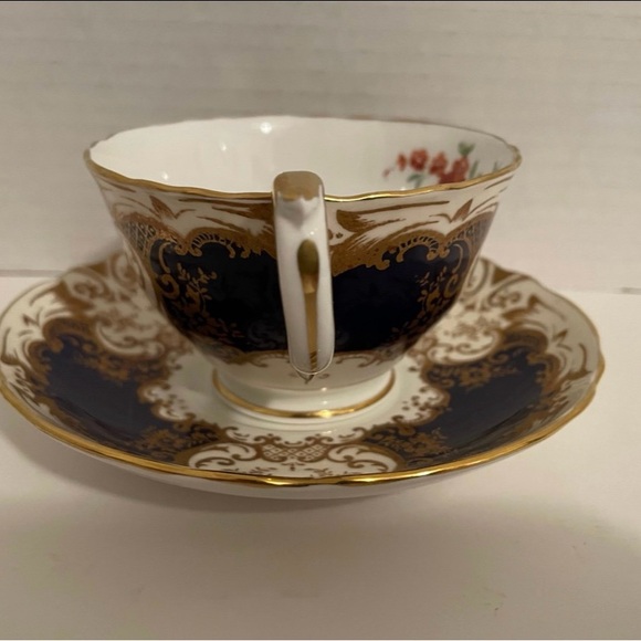 Crown Staffordshire A15911 Cobalt Blue And Gold Floral Tea Cup & Saucer Set - Picture 3 of 11